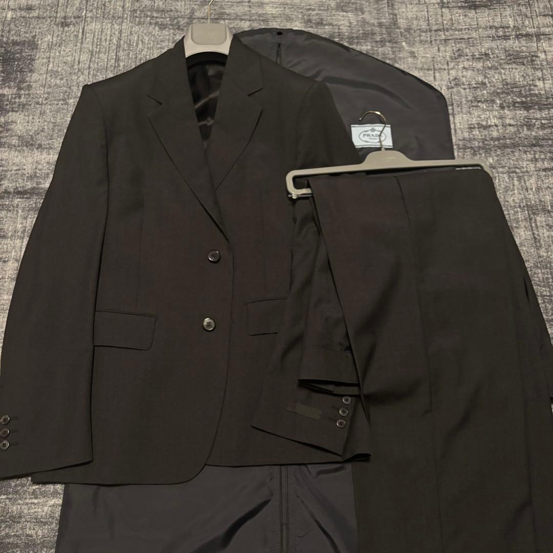 プラダ PRADA トライアングルロゴパッチ スーツセットアップ 22ss